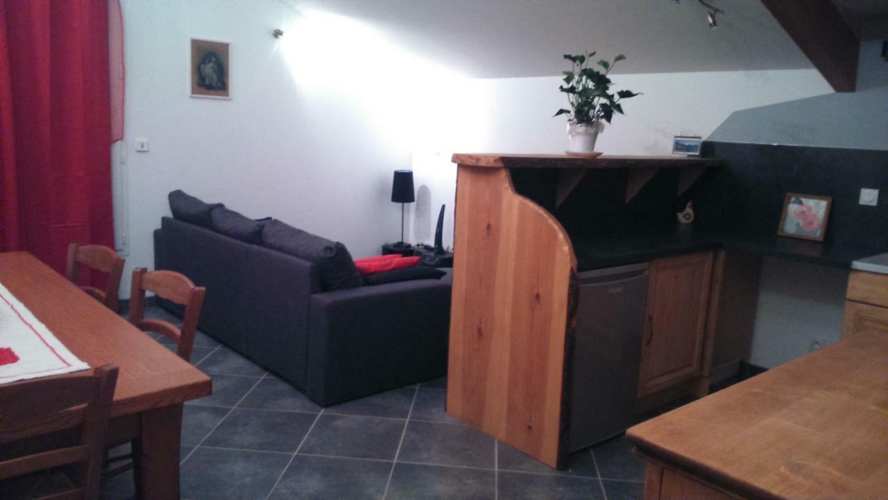 דירות Selonnet Les Logis De Lucie מראה חיצוני תמונה